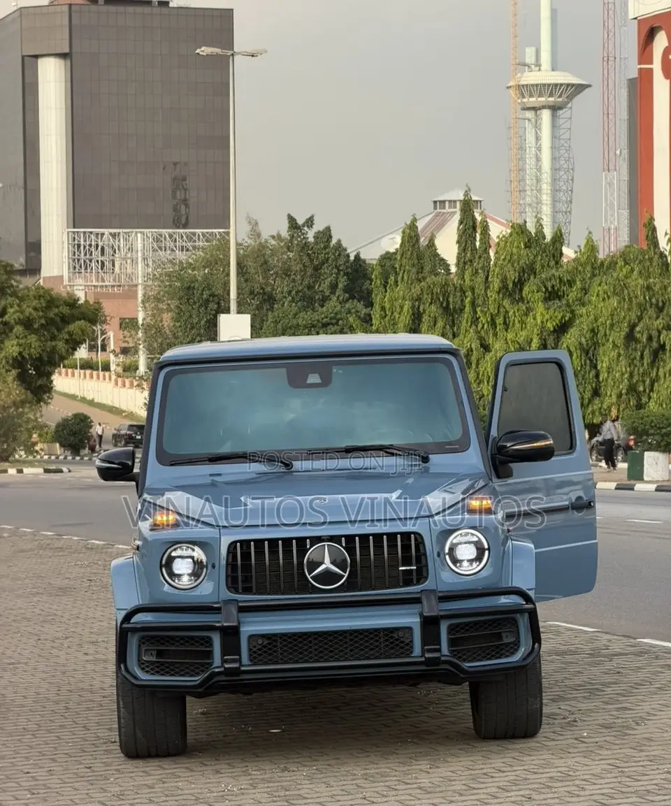 Mercedes-Benz G-Class 2023 Blue