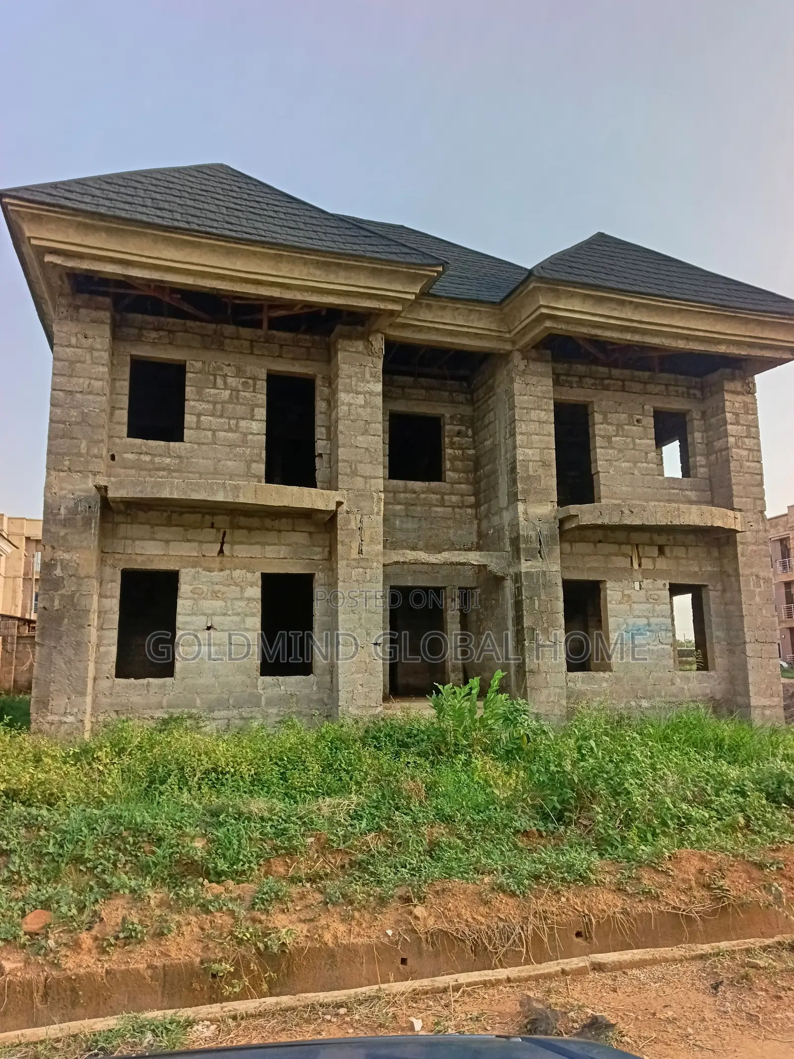 4bdrm Duplex in Apo District. Abuja for sale