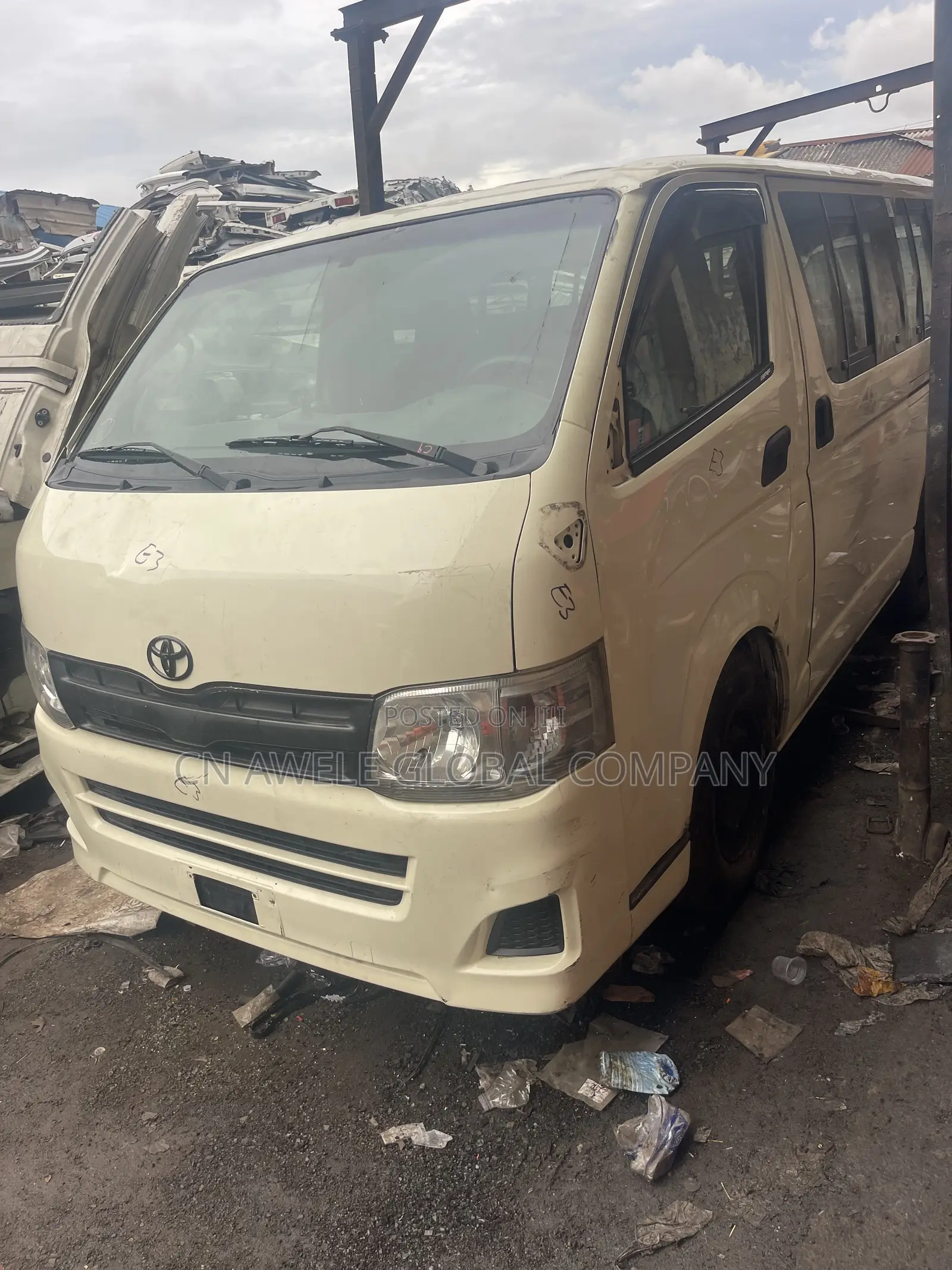Toyota HiAce 2024 Beige