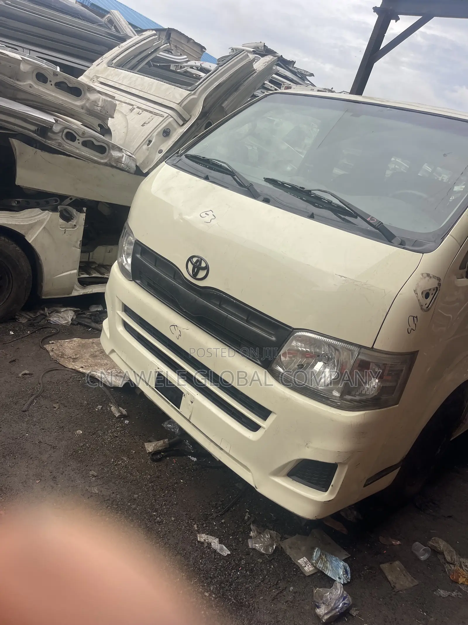 Toyota HiAce 2024 Beige