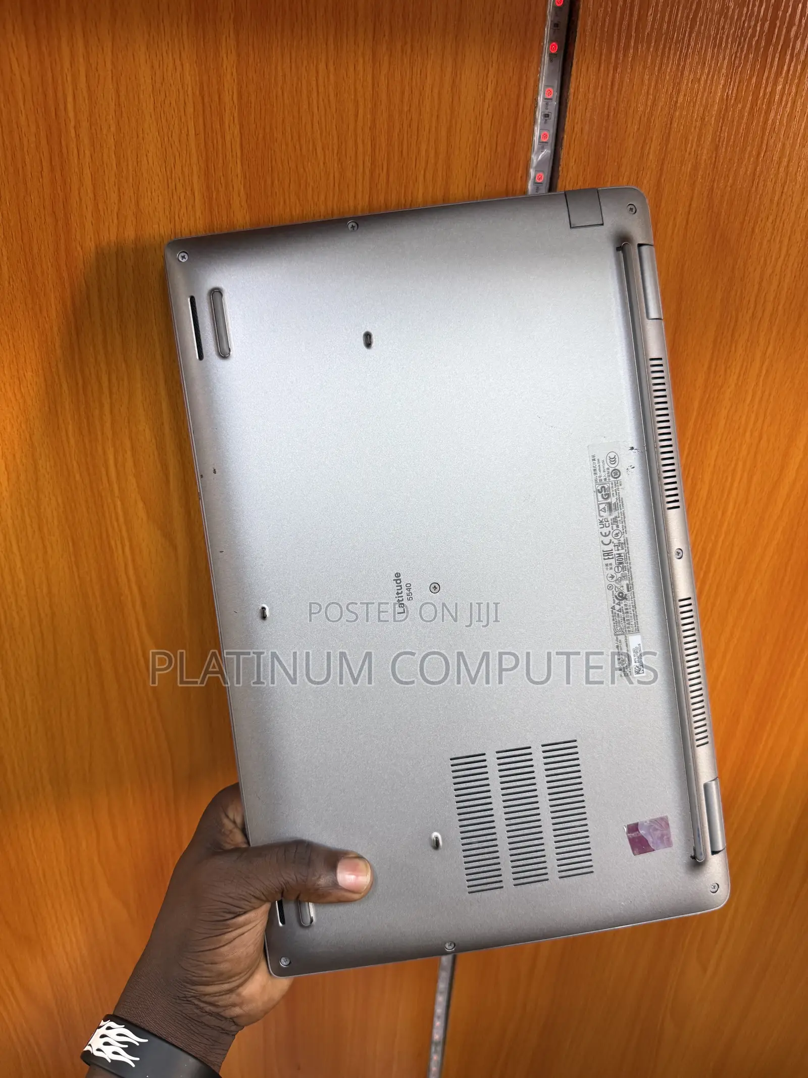 Laptop Dell Latitude 5540 8GB Intel Core i5 SSD 256GB