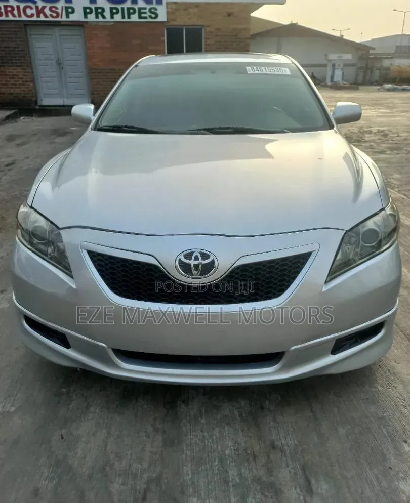 Toyota Camry SE V6 4dr Sedan (3.5L 6cyl 6AM) 2008 Silver