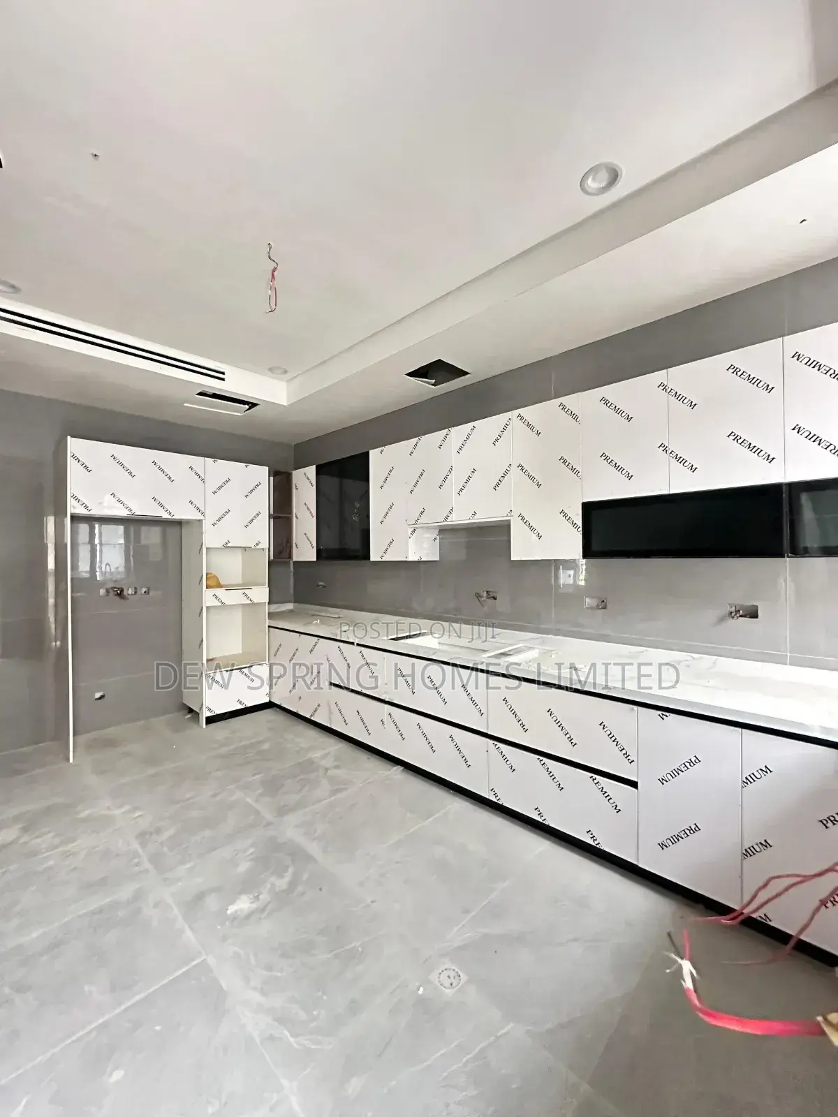 6bdrm Duplex in Old Ikoyi for sale