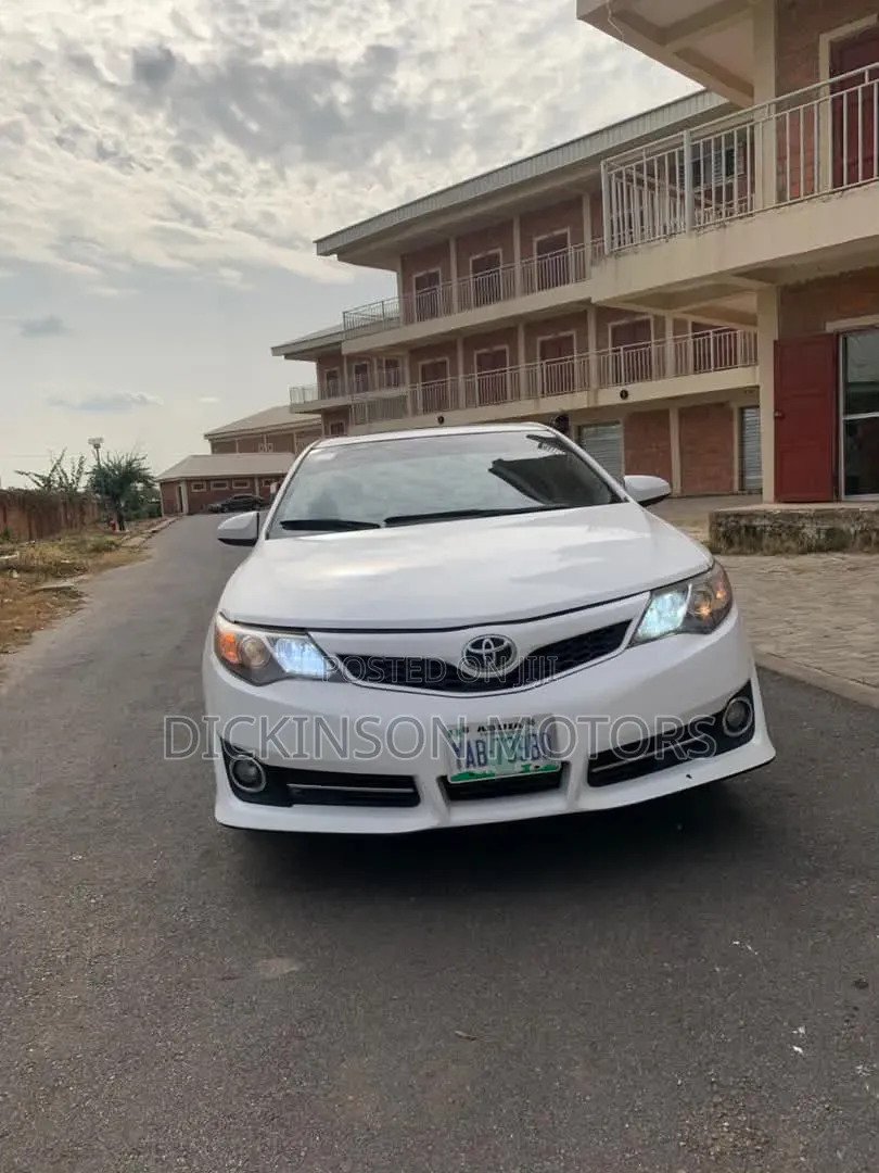 Toyota Camry 2013 White
