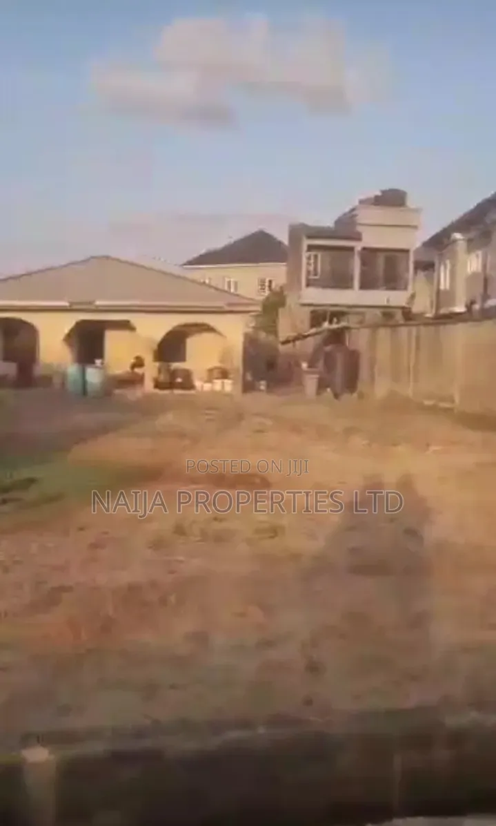 3bdrm Bungalow in Akins, Ado / Ajah for sale