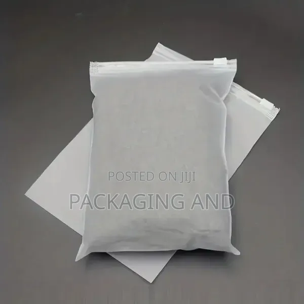 High-Quality Extra-Large Frosted Ziploc Bag, 16×24in, Plain(No Print).