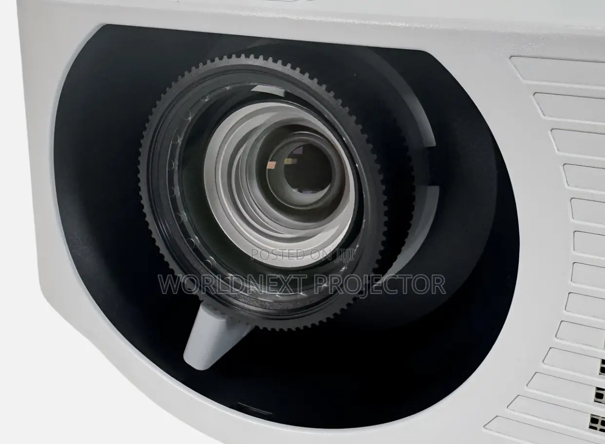 New 5000 Lumens Nec Projector Available for Wide Screen Presentation