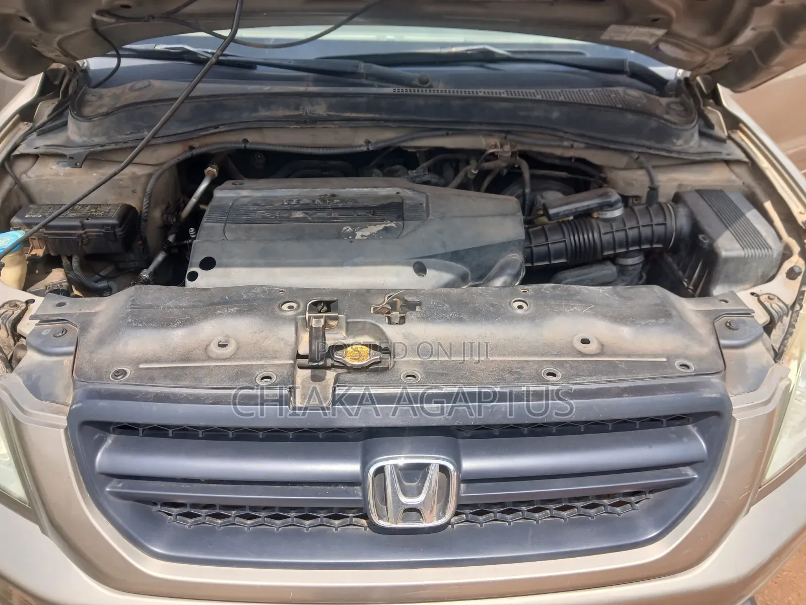 Honda Pilot 2004 Gold