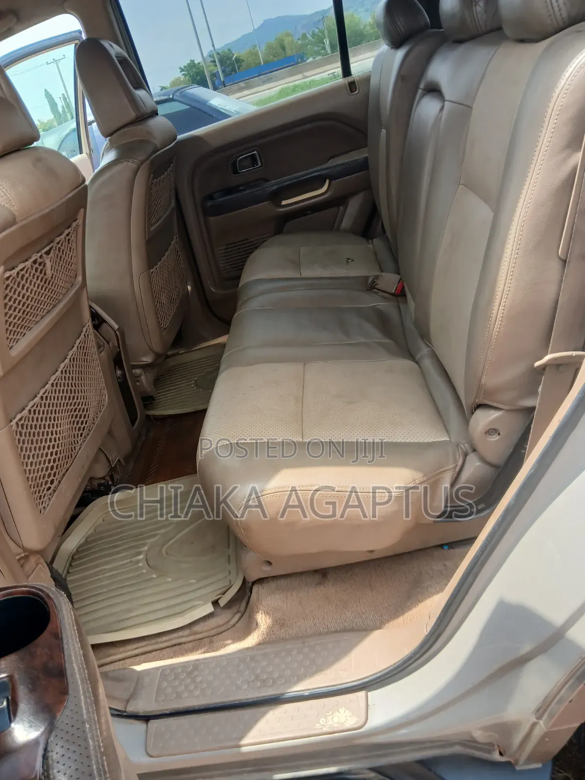 Honda Pilot 2004 Gold