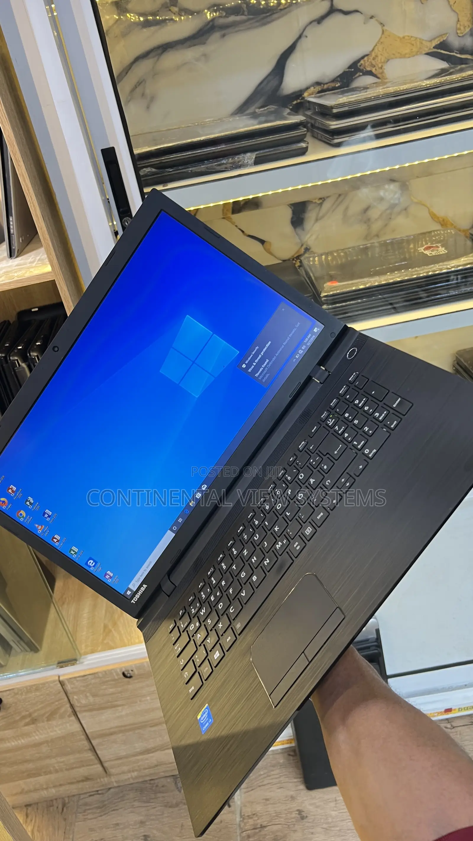 Laptop Toshiba Satellite C70 8GB Intel Core i3 HDD 500GB