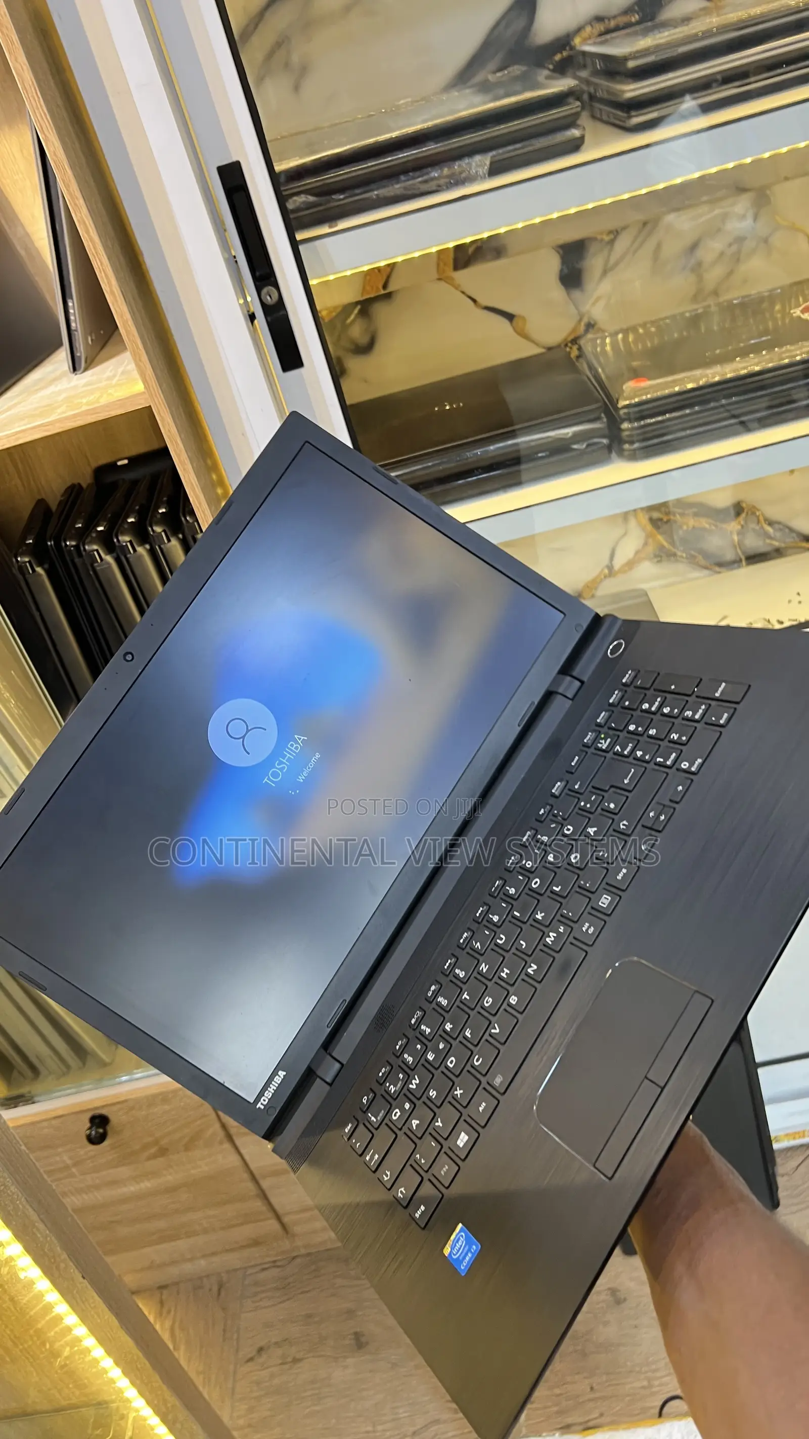 Laptop Toshiba Satellite C70 8GB Intel Core i3 HDD 500GB