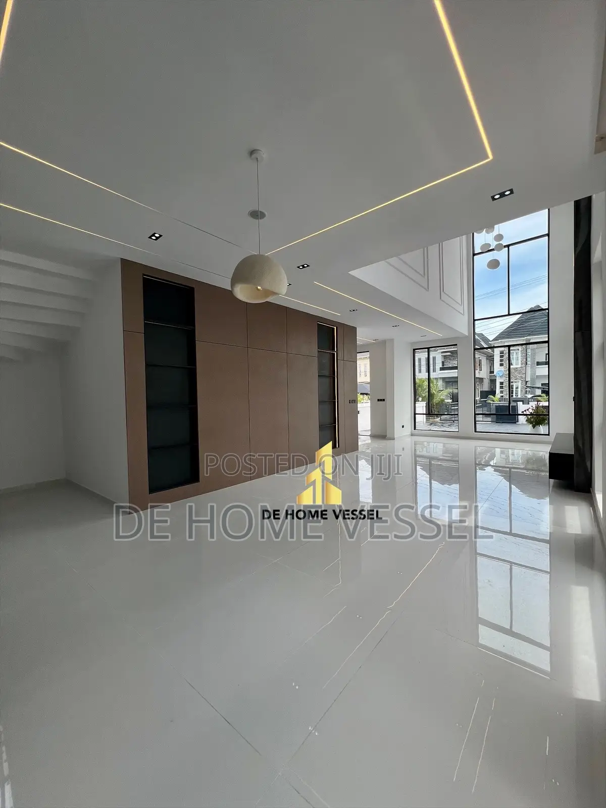 5bdrm Duplex in Lekki for sale