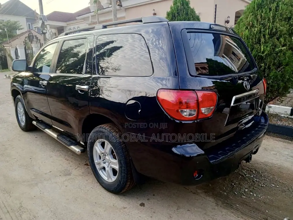 Toyota Sequoia 2010 Black