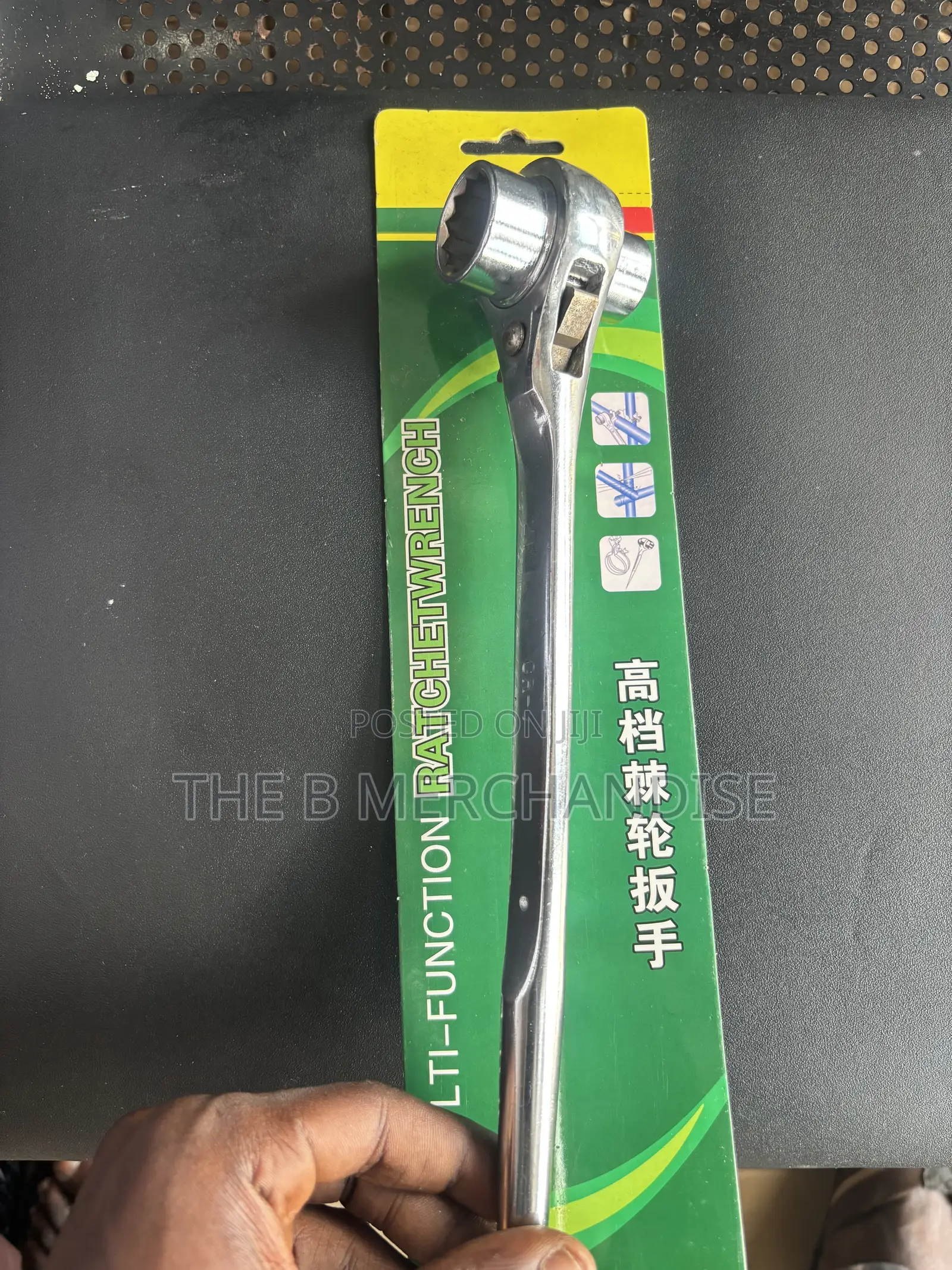 Ratcheting Wrench or Rachet Spanner