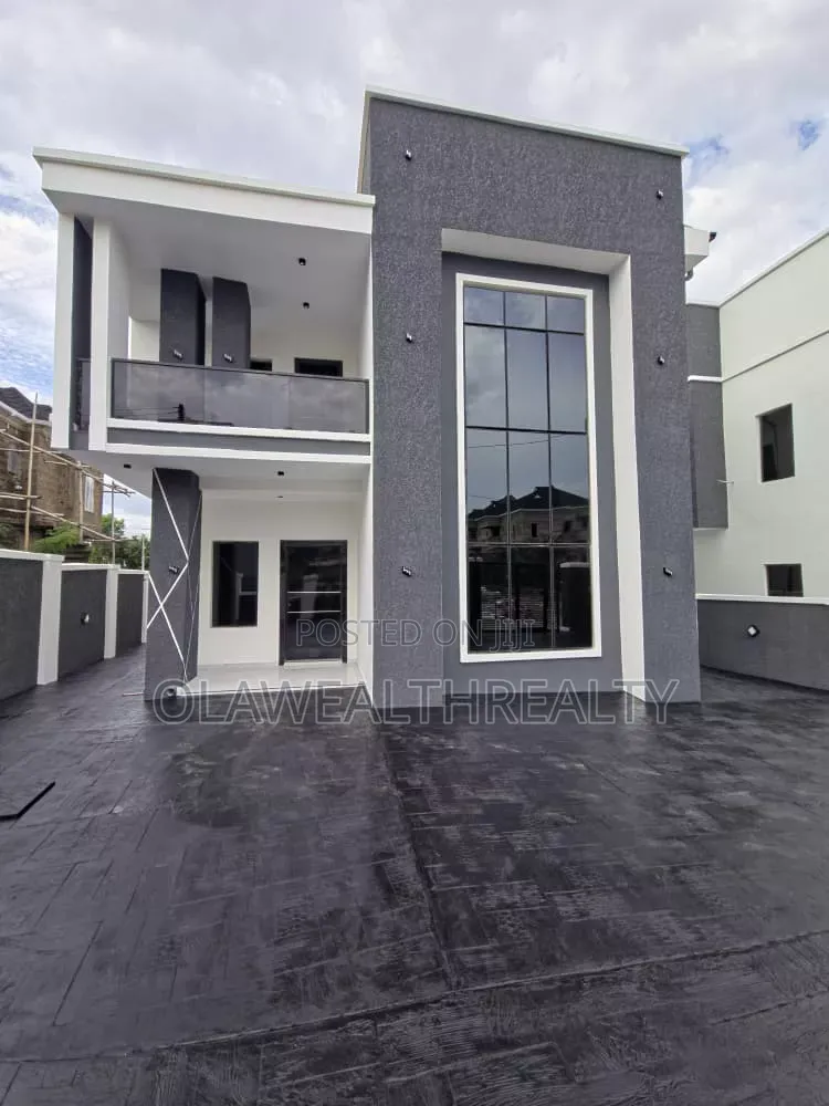 4bdrm Duplex in Carlton Gate Estate, Ibadan for sale