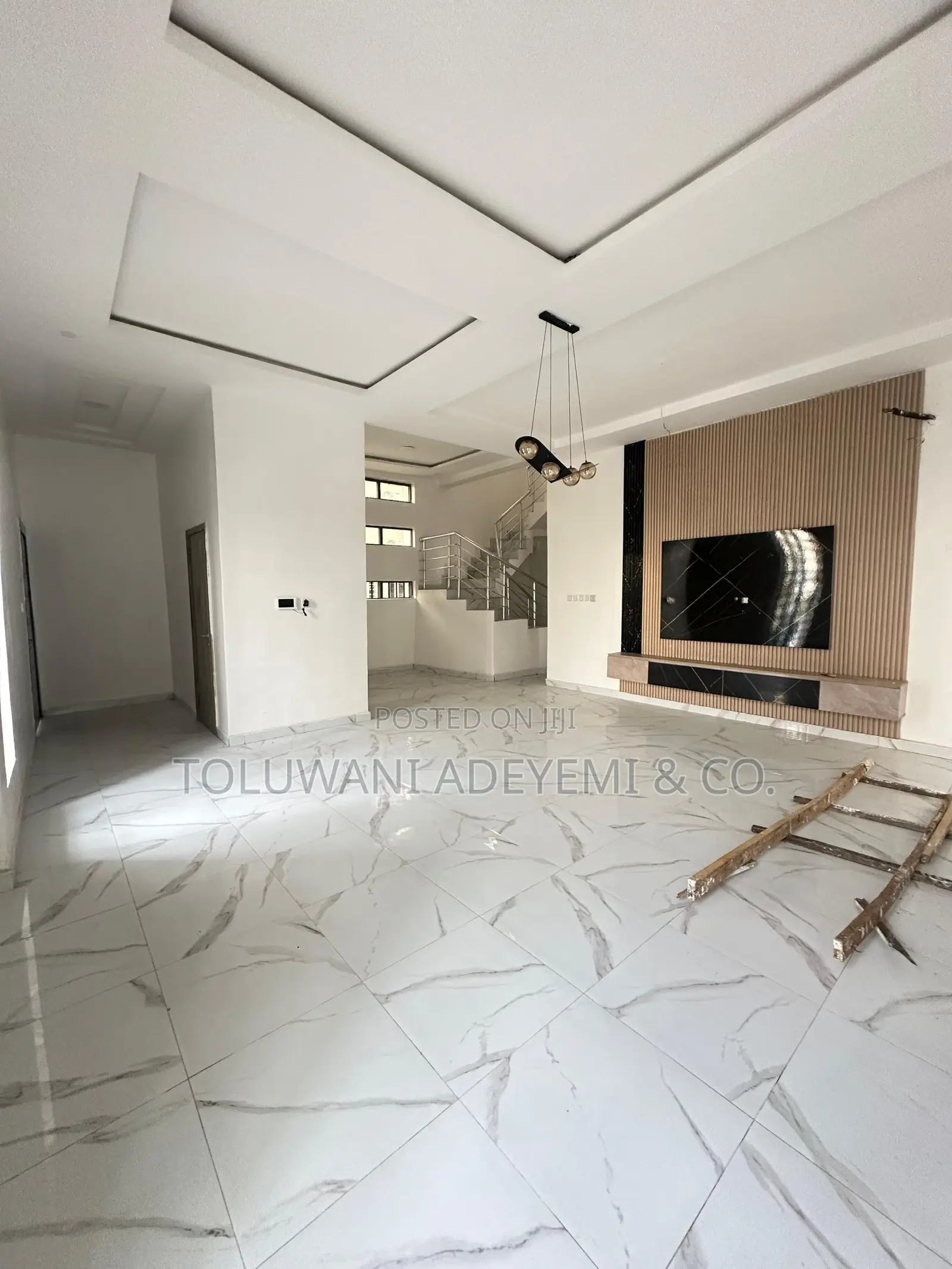 5bedroom Detached in Chevron Lekki