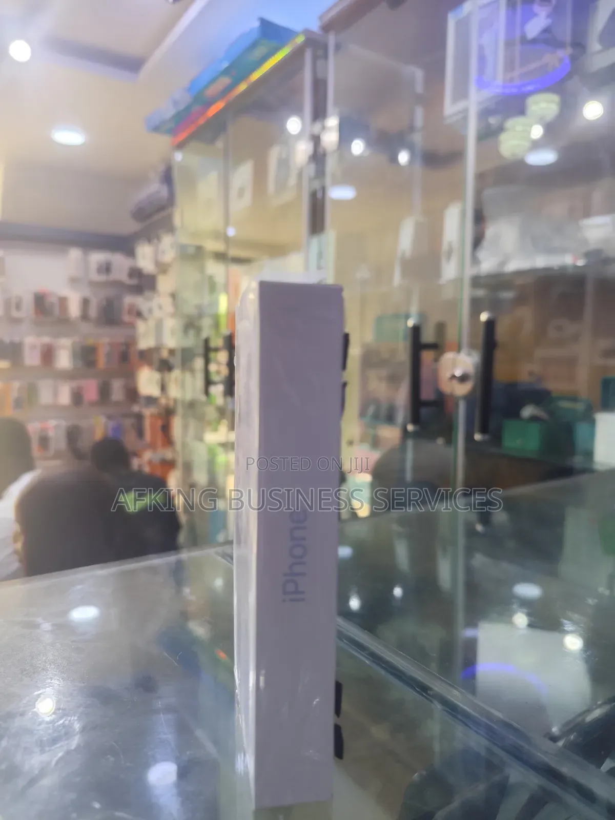 New Apple iPhone 16 256 GB Blue