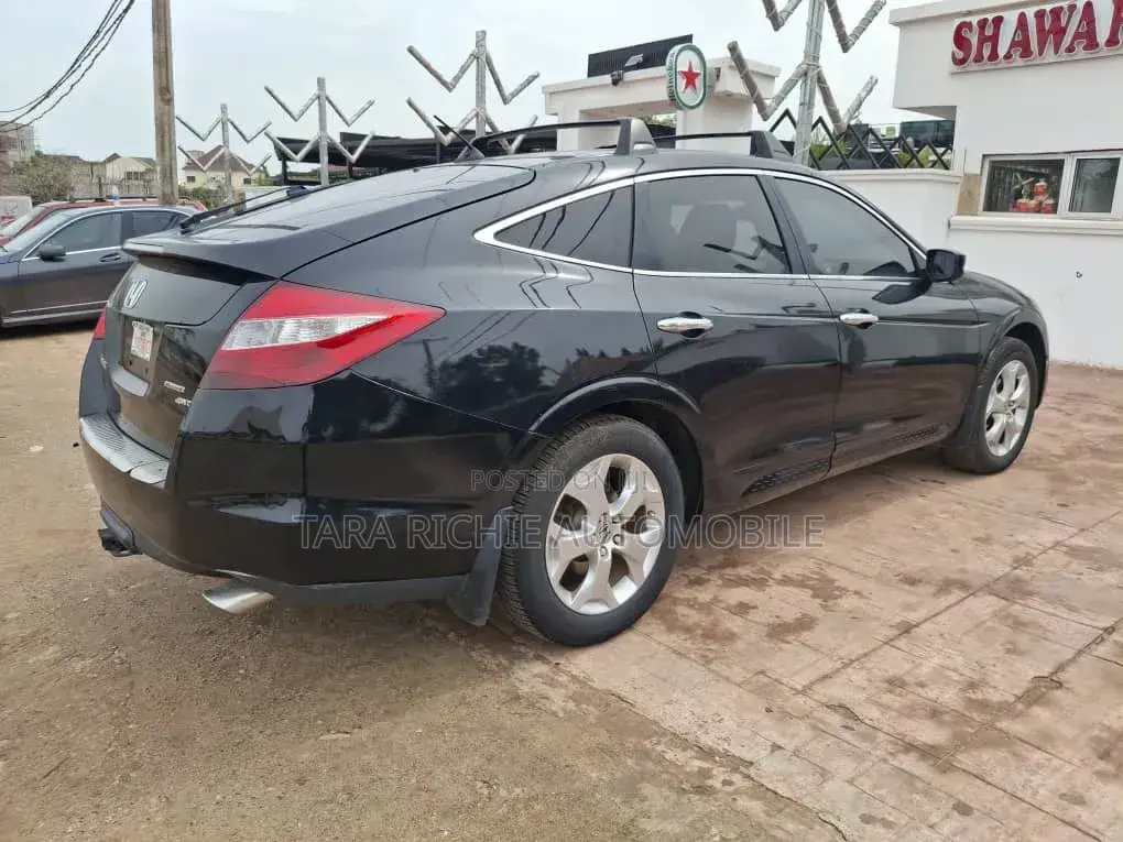 Honda Accord Crosstour 2010 Black