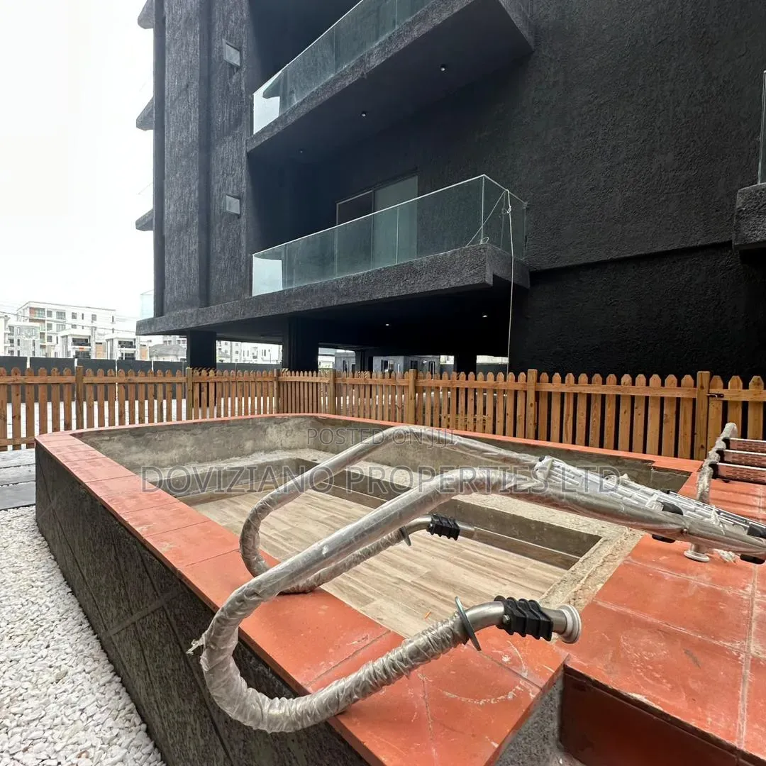 3bdrm Apartment in Ikate for sale