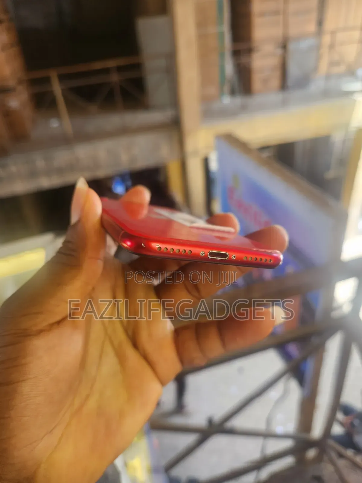 New Apple iPhone SE (2022) 64 GB Red