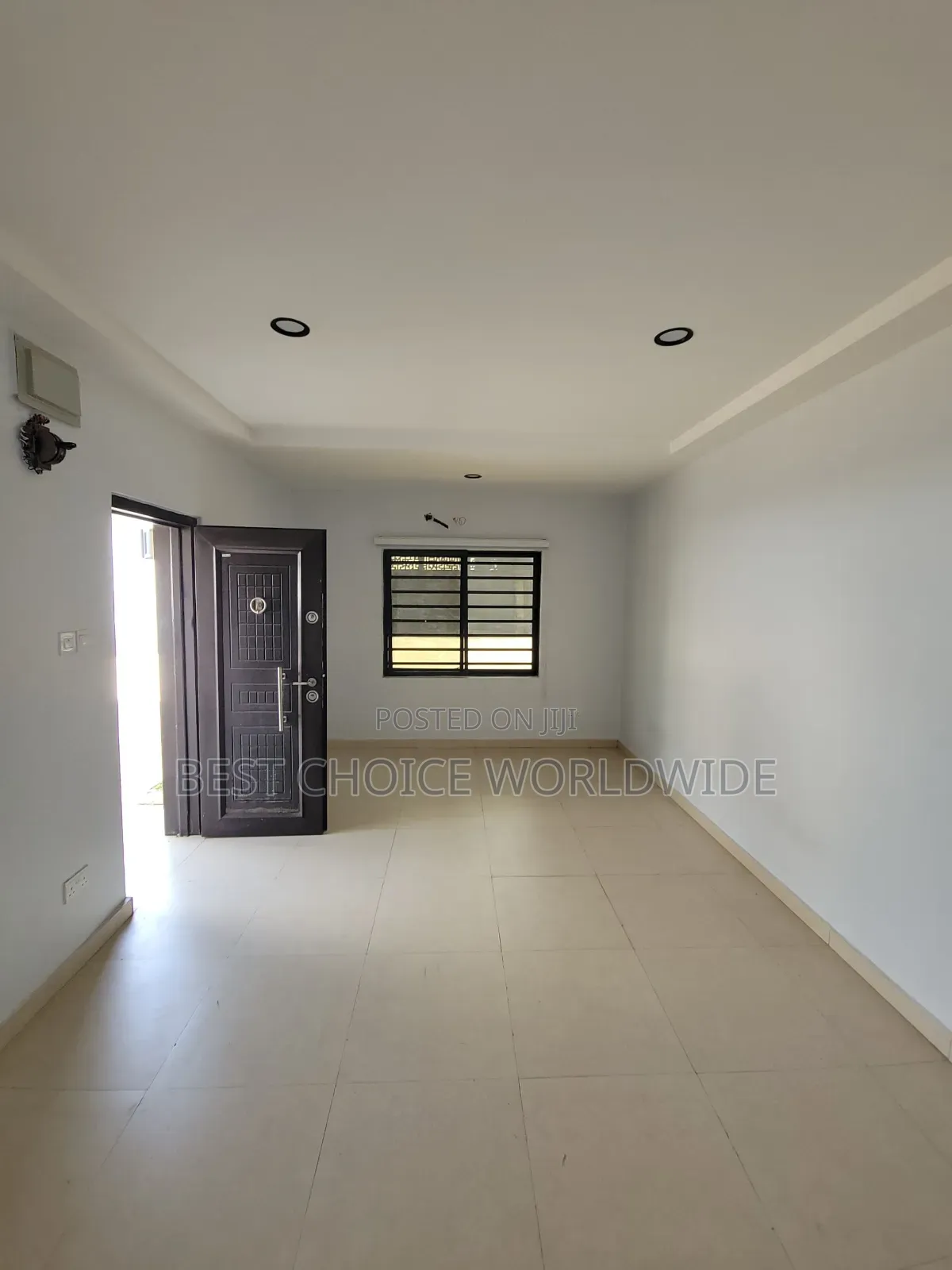 Nice 2rm Office Space at New Bodija
