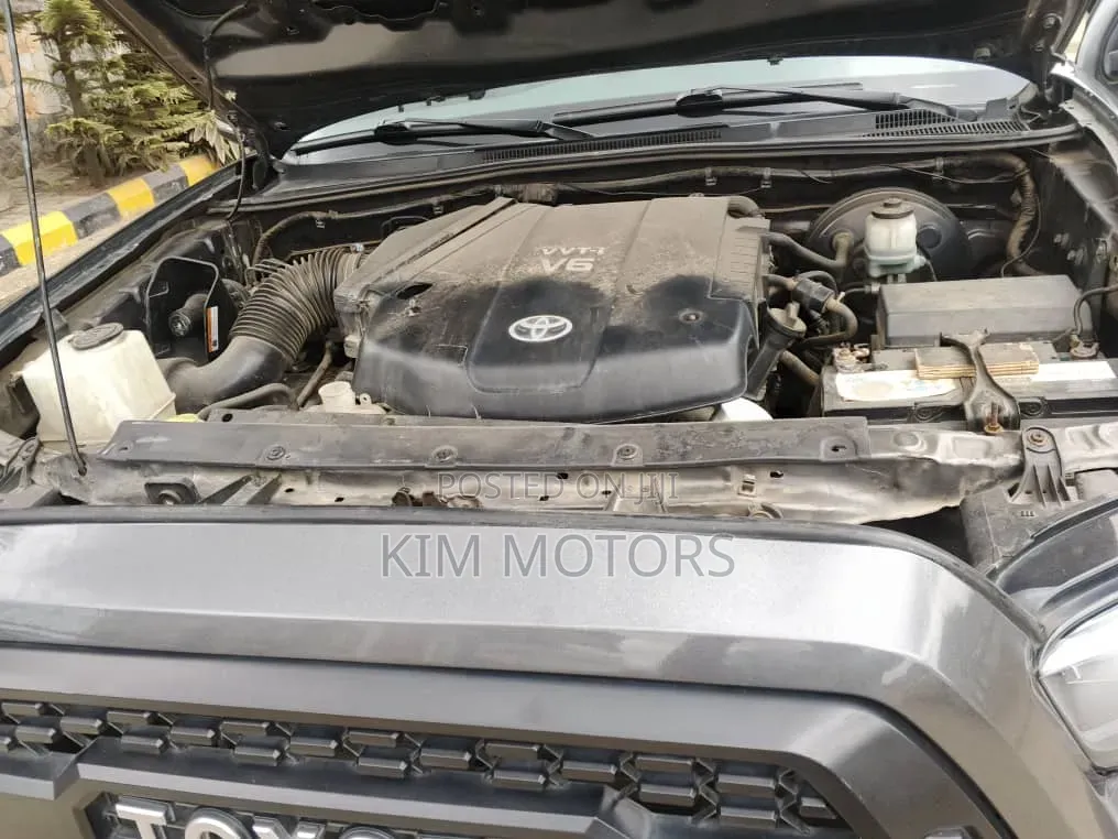 Toyota Tacoma TRD Off Road 2022 Gray