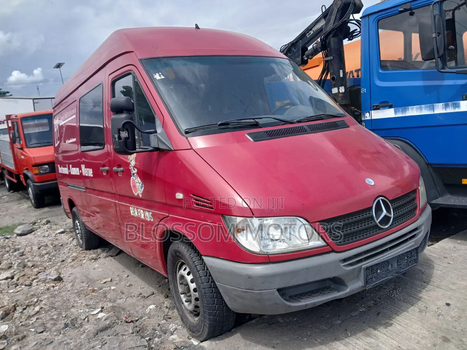 Mercedes-Benz Sprinter 2004 Red