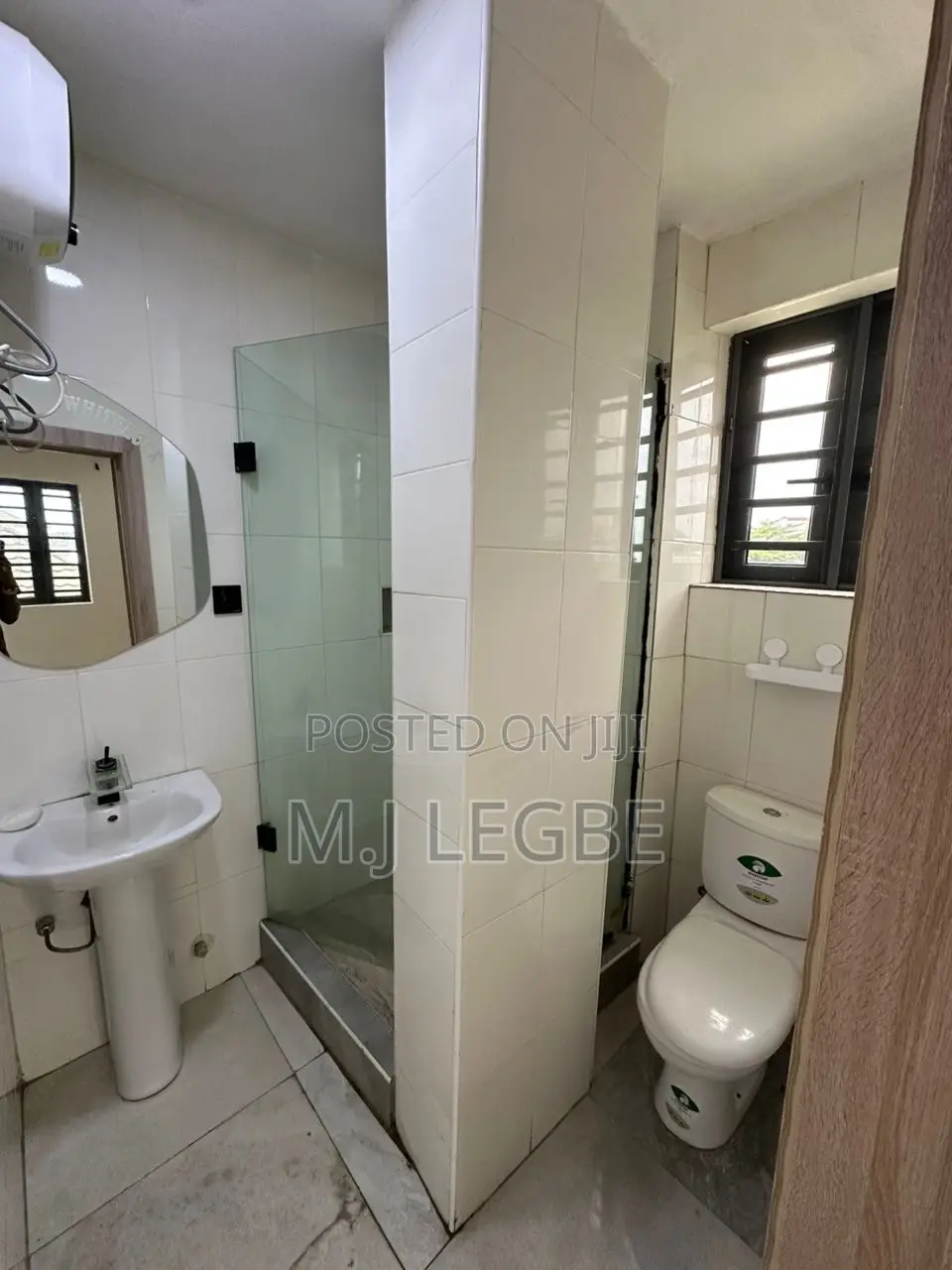 2bdrm Apartment in Ologolo, Lekki for rent