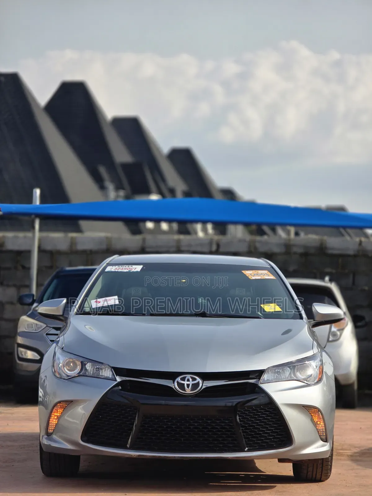 Toyota Camry SE 4dr Sedan (2.5L 4cyl 6A) 2016 Silver
