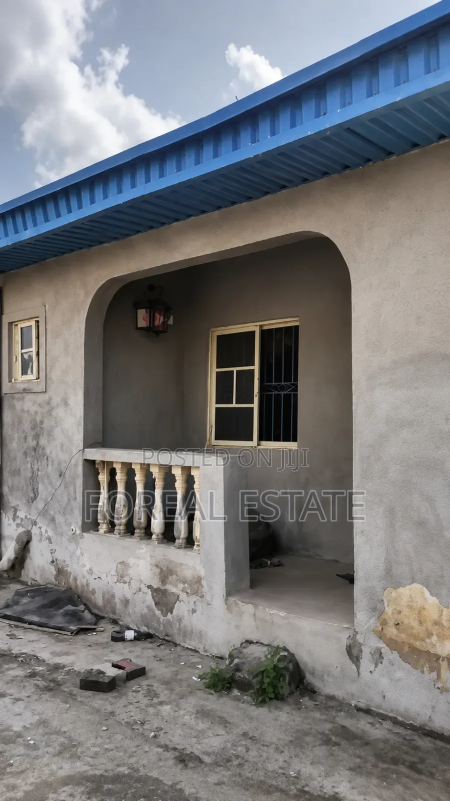 2bdrm Apartment in Ogombo for sale