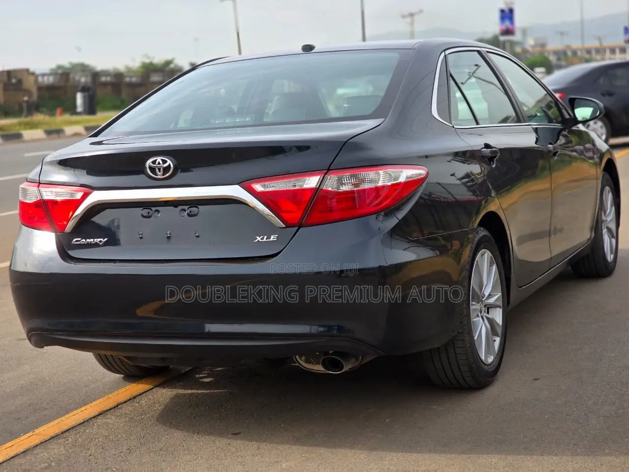 Toyota Camry SE 4dr Sedan (2.5L 4cyl 6A) 2017 Gray