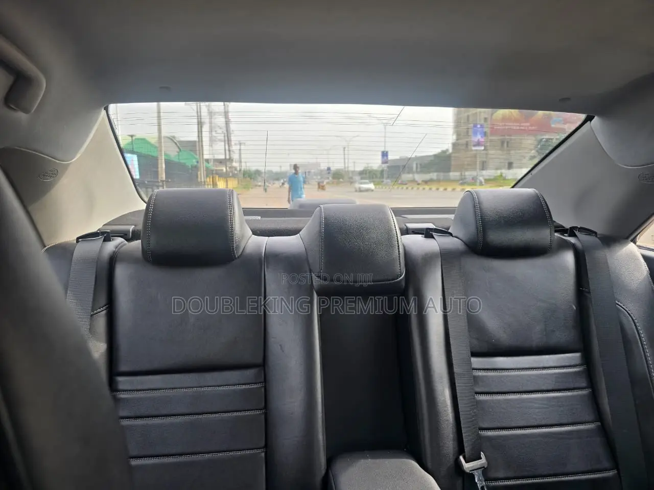 Toyota Camry SE 4dr Sedan (2.5L 4cyl 6A) 2017 Gray