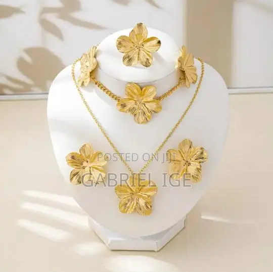 Gold Plated Floral Set