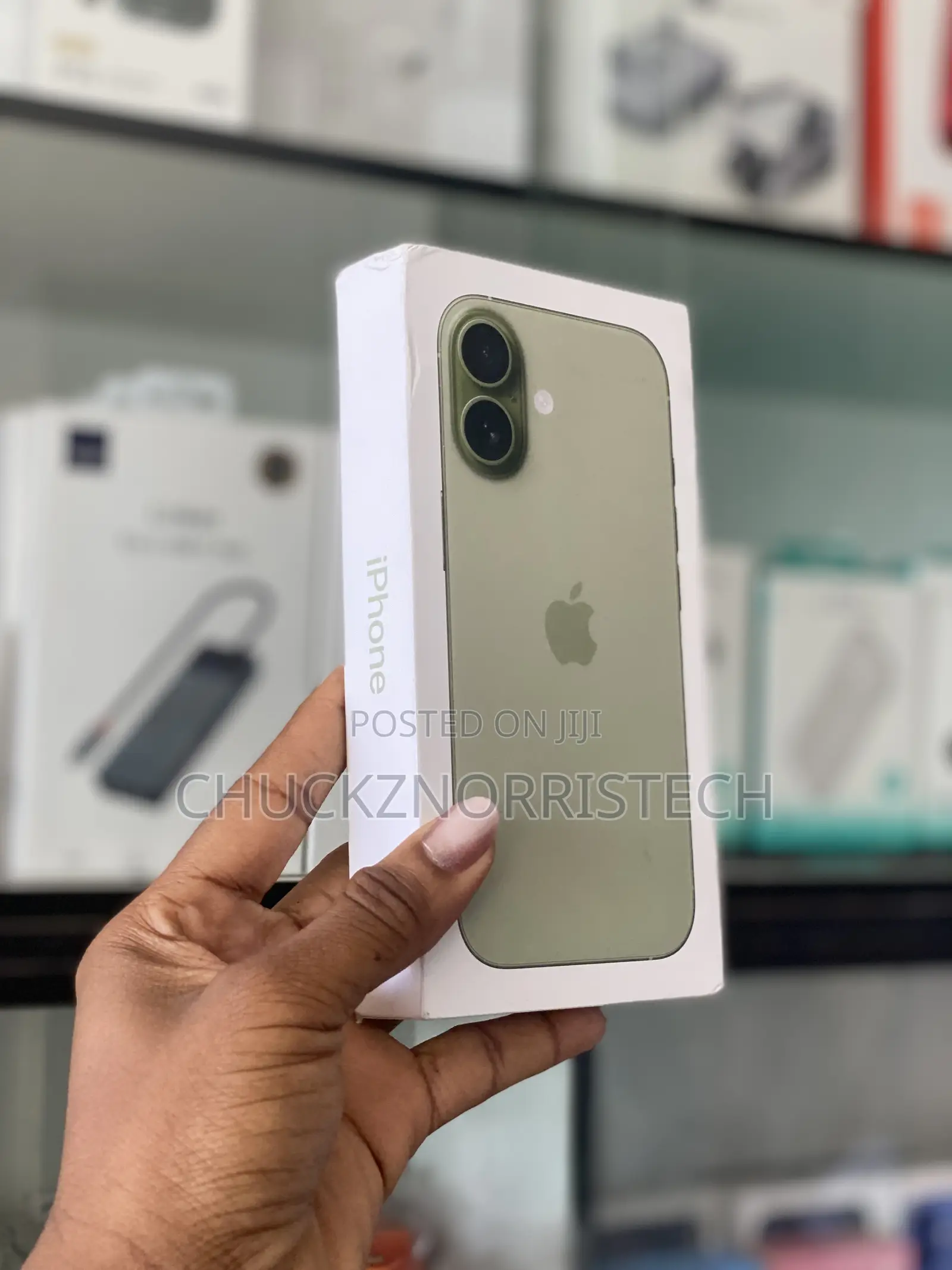 New Apple iPhone 17 256 GB Green