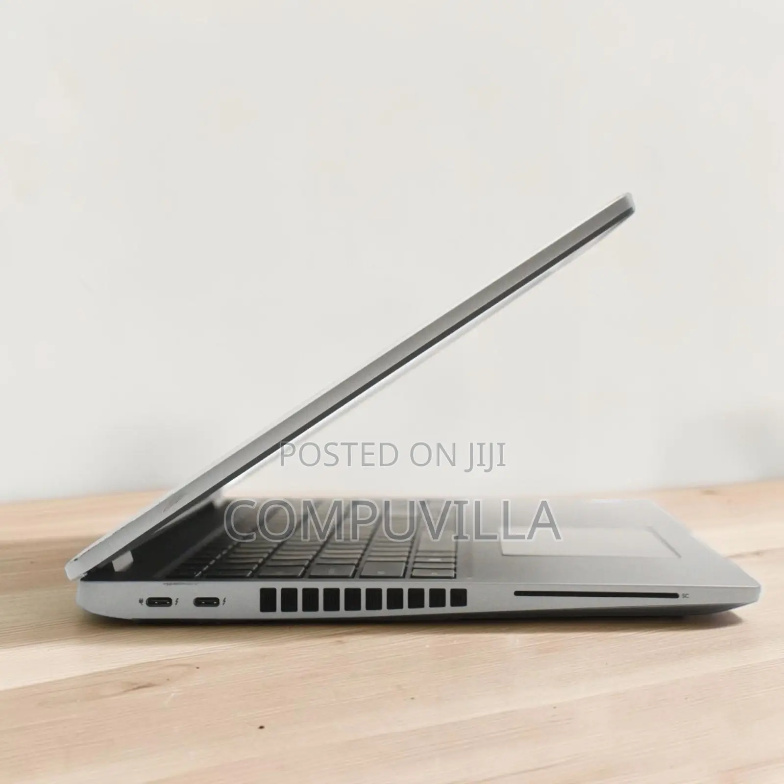 Laptop Dell Precision 3570 16GB Intel Core i7 SSD 512GB