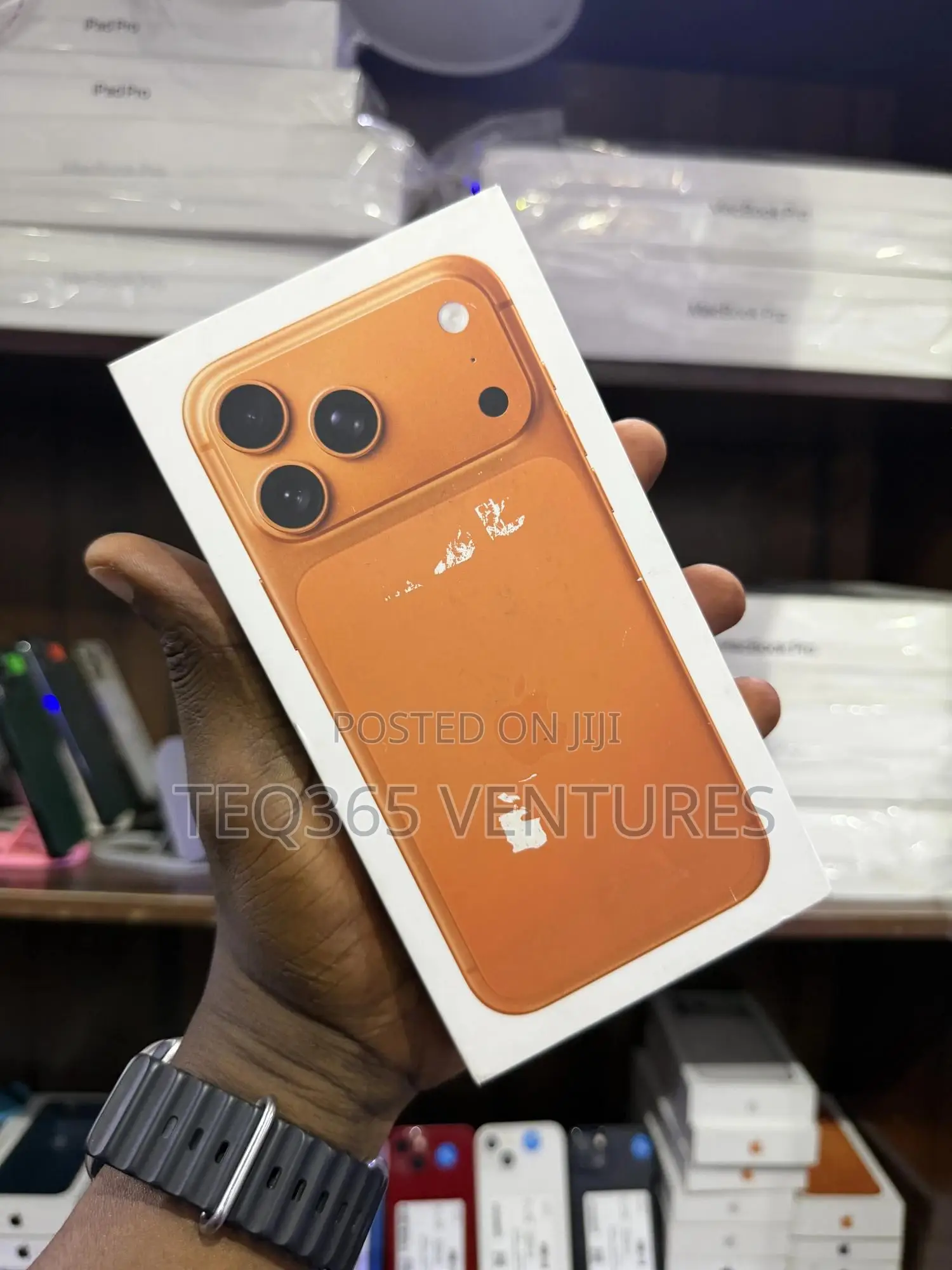 New Apple iPhone 17 Pro Max 256 GB Orange