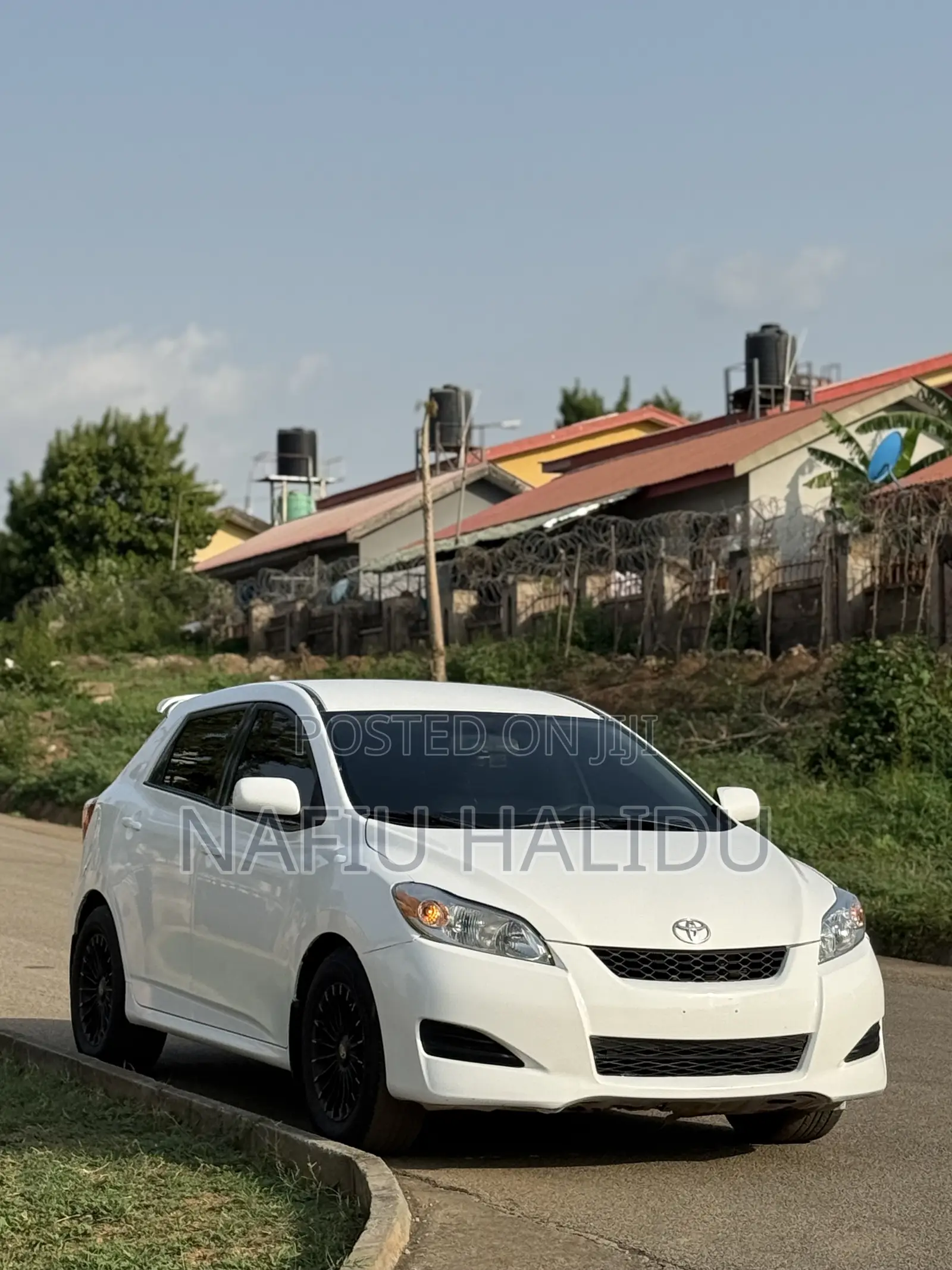 Toyota Matrix 2011 White