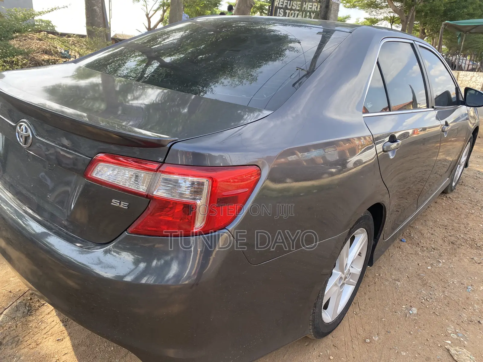 Toyota Camry SE 4dr Sedan (2.5L 4cyl 6A) 2013 Gray