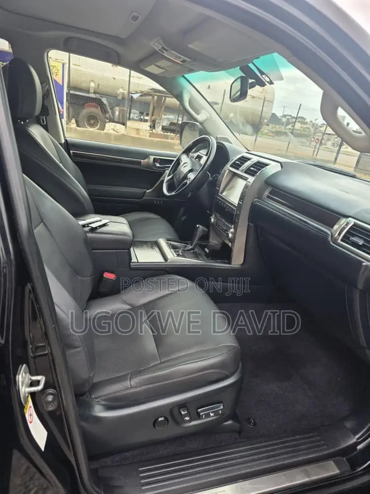 Lexus GX 2018 Black