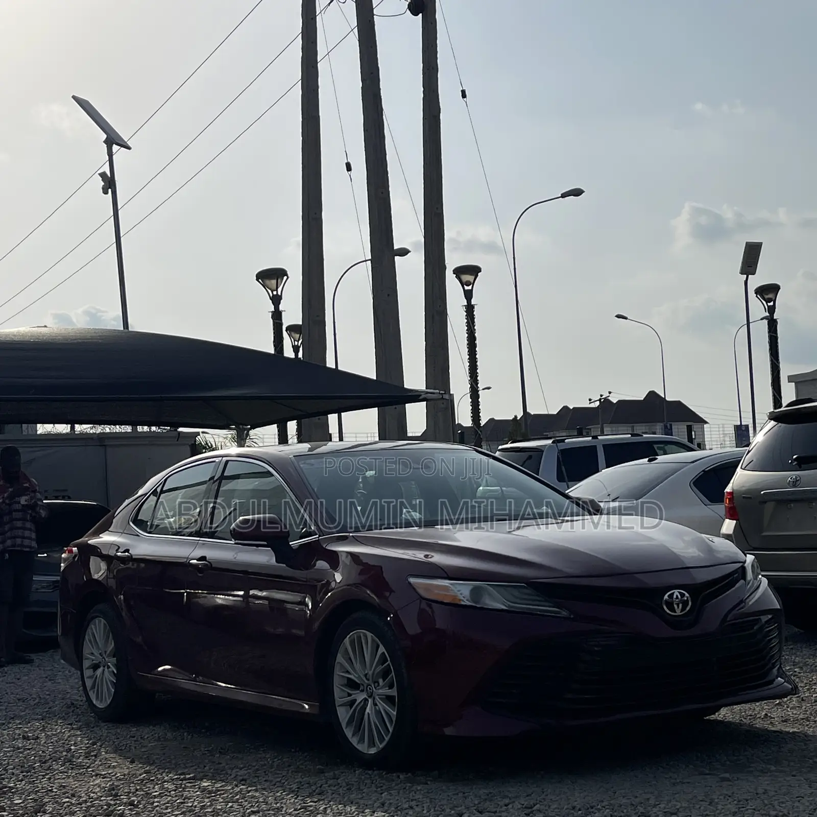 Toyota Camry XLE V6 (3.5L V6 8A) 2019 Red