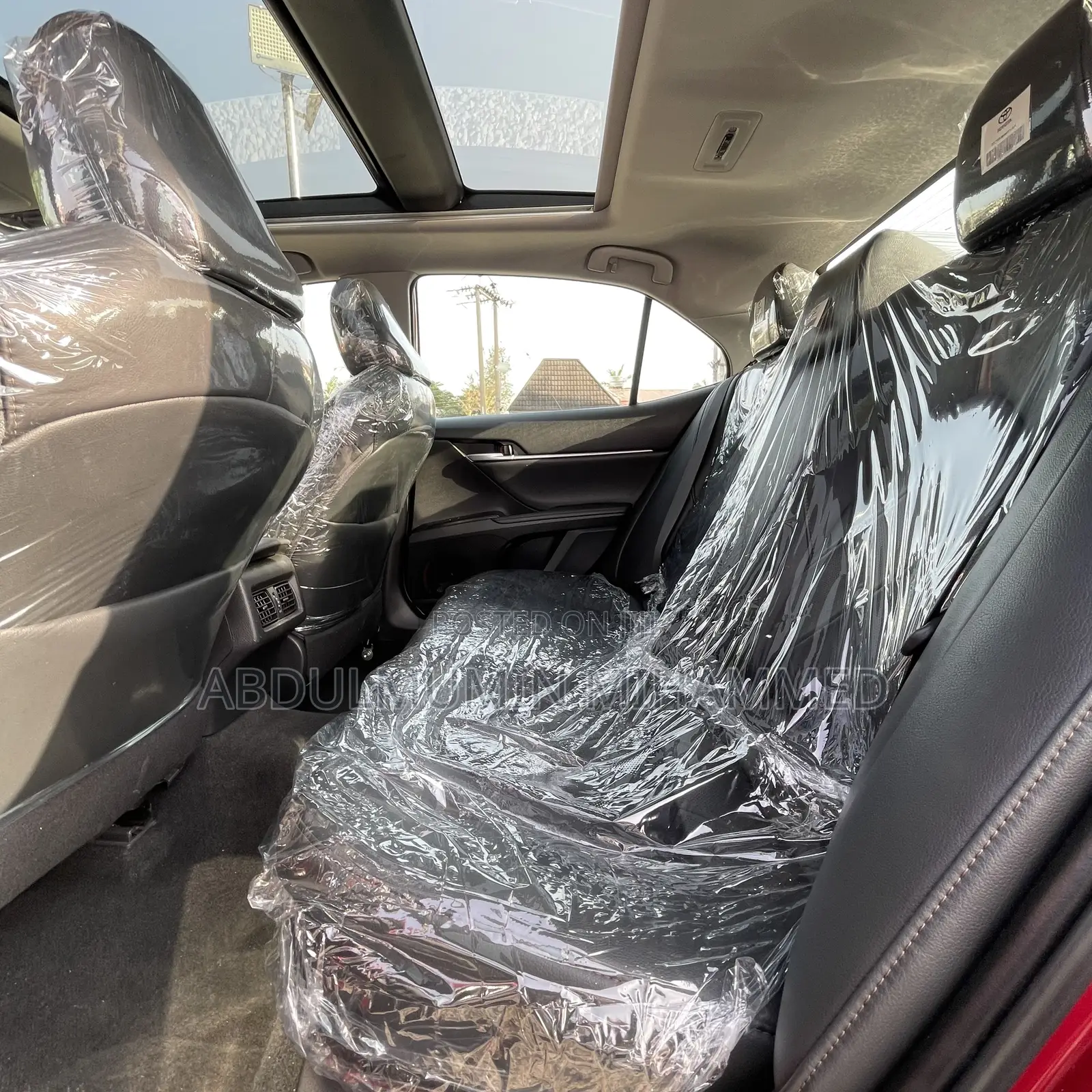 Toyota Camry XLE V6 (3.5L V6 8A) 2019 Red