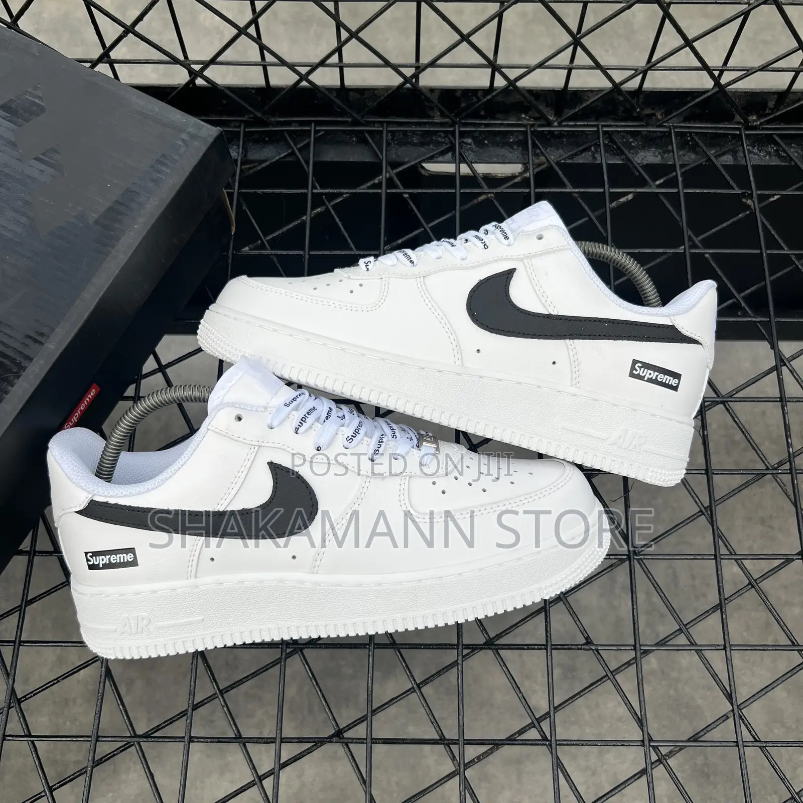 Original Nike Supreme Air Force 1 White Black Swoosj