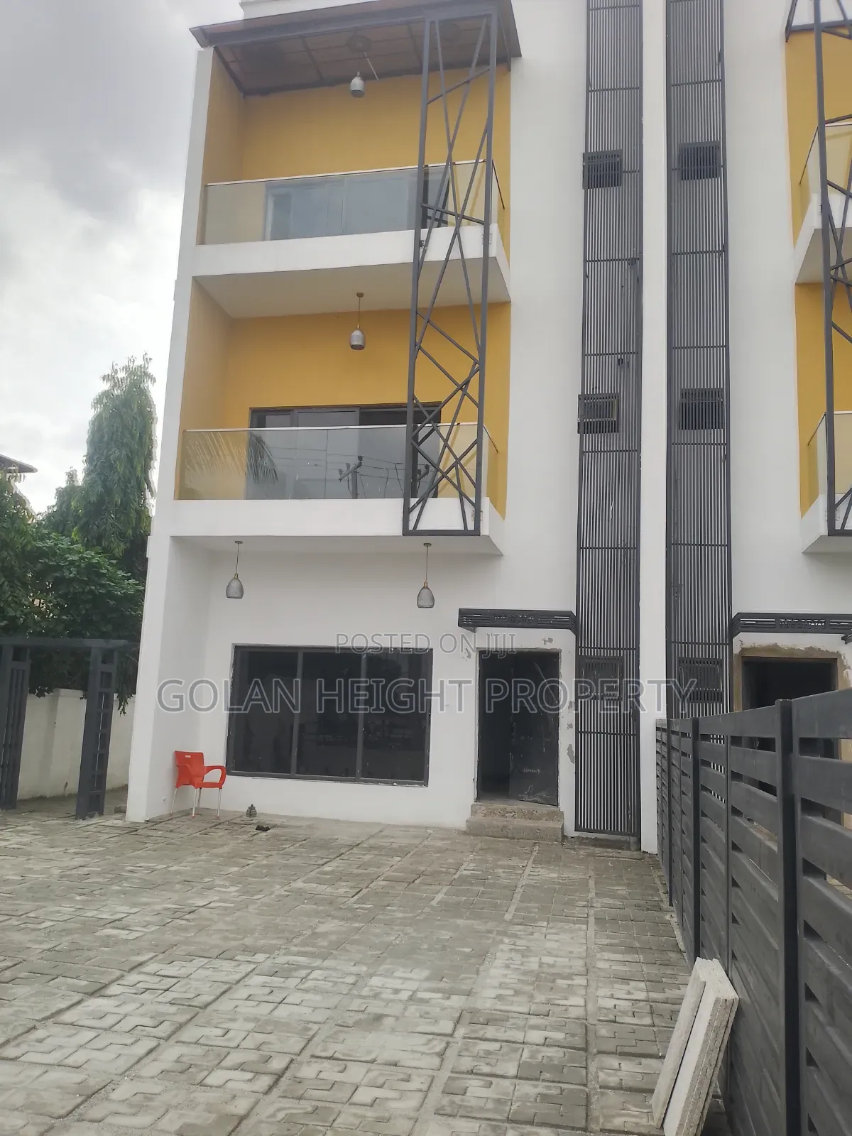 4bdrm Townhouse / Terrace in Gwarinpa, Bunkoro for rent