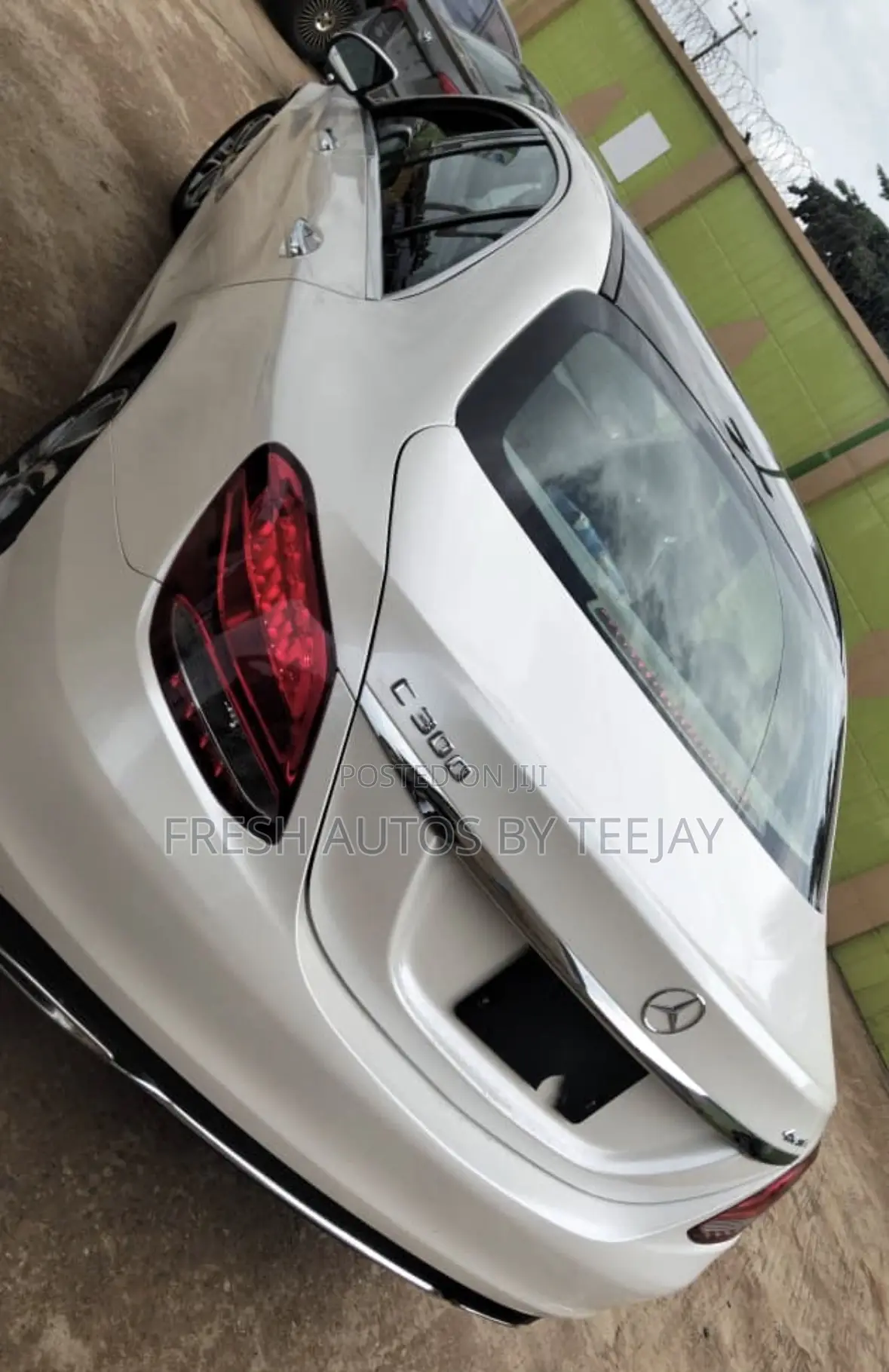 Mercedes-Benz C300 Sport 4Matic Sedan AWD (2.0L 4cyll 7A) 2016 White