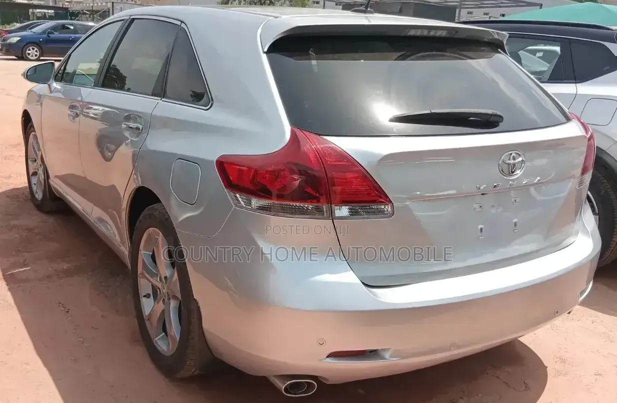 Toyota Venza Limited 2014 Silver