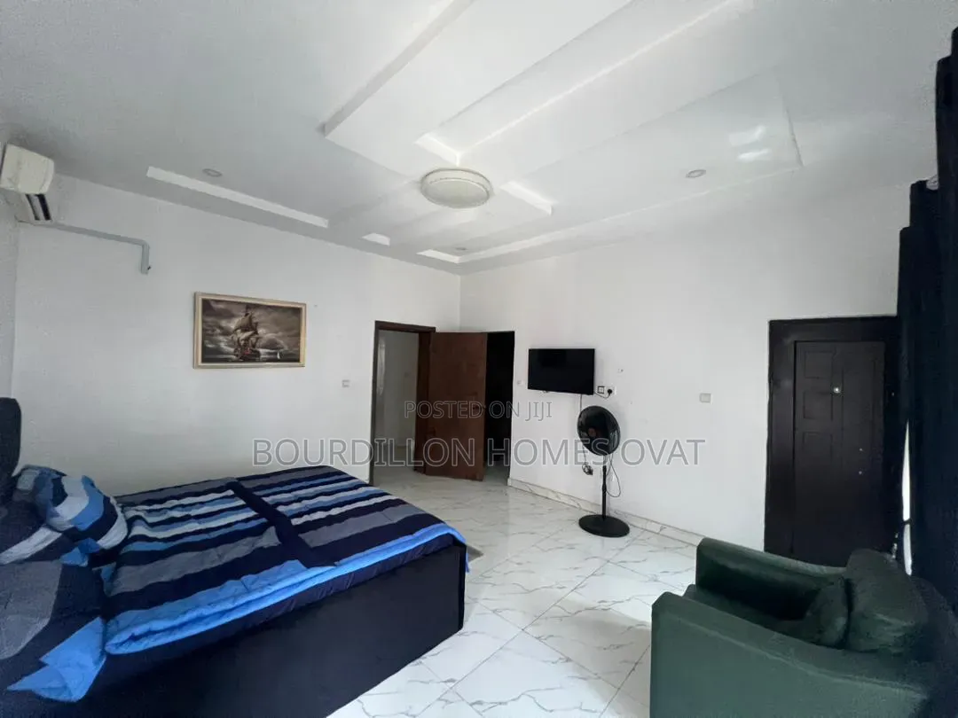 4bdrm Duplex in Ikota Second Gate, for sale