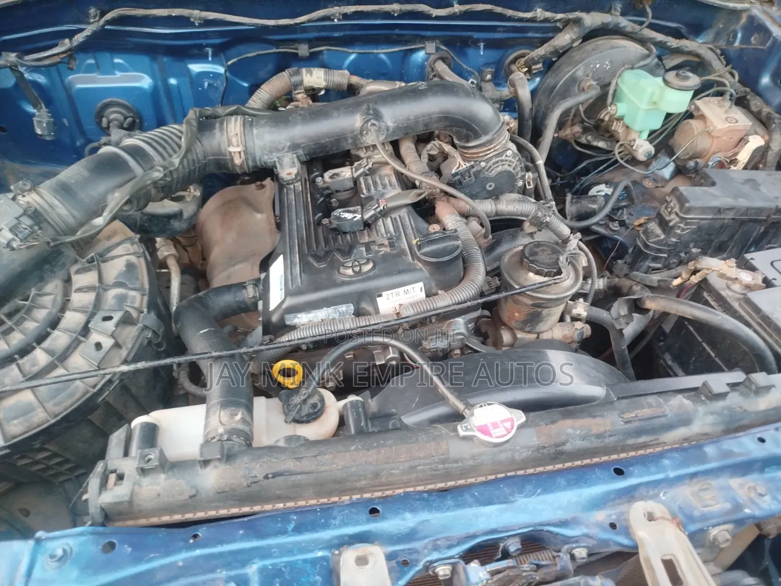 Toyota Hilux 2013 Blue