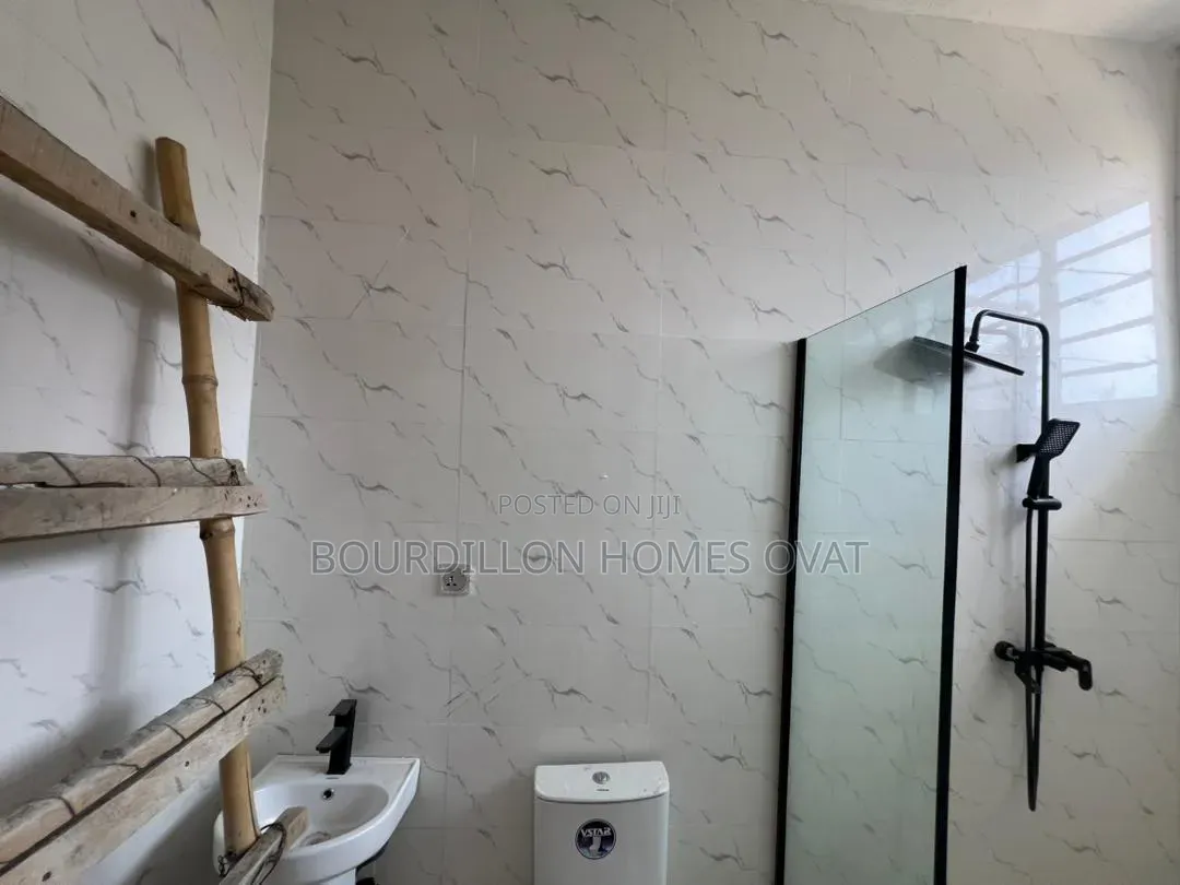3bdrm Duplex in Ajah, General Paint for sale