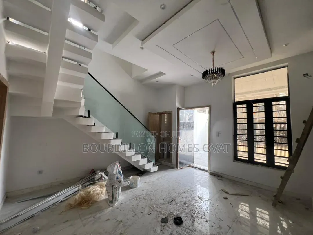 3bdrm Duplex in Ajah, General Paint for sale
