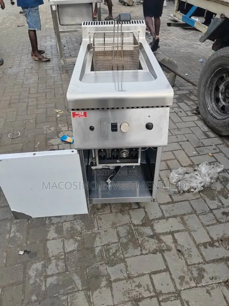 Industrial Stainless Steel Gas Deep Fryer With Single 25-Litres Tank